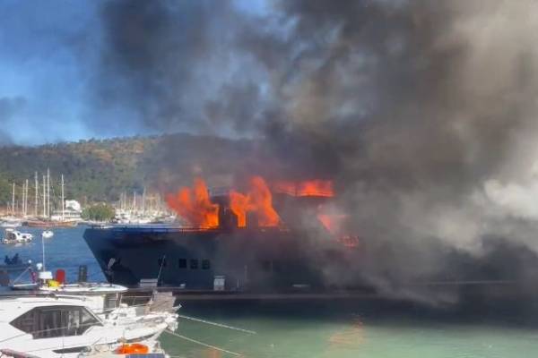 Fethiye’De Korkutan Yangın