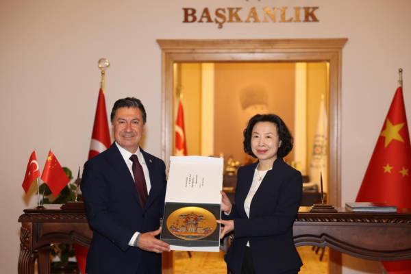 Muğla İle Leshan Arasında Kardeşlik Köprüsü Kuruluyor