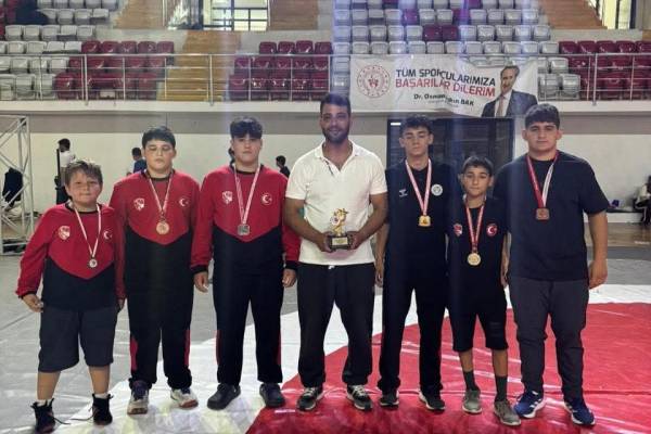 Seydikemerli Güreşçilerden Büyük Başarı