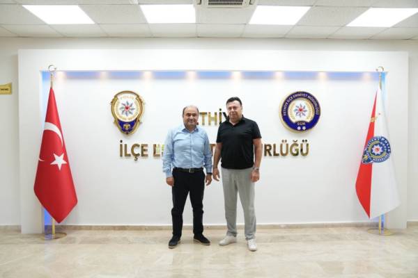 Başkan Akdenizli’Den Emniyet Müdürü Kaya’ya Hayırlı Olsun Ziyareti