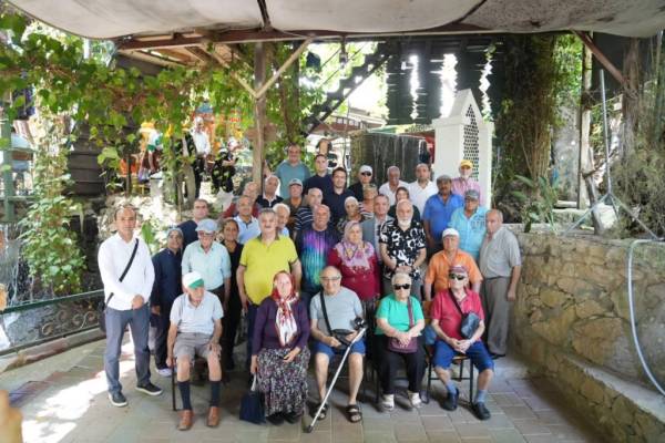 Seydikemer’de Huzurevi Sakinlerine Mevlid Kandili Programı